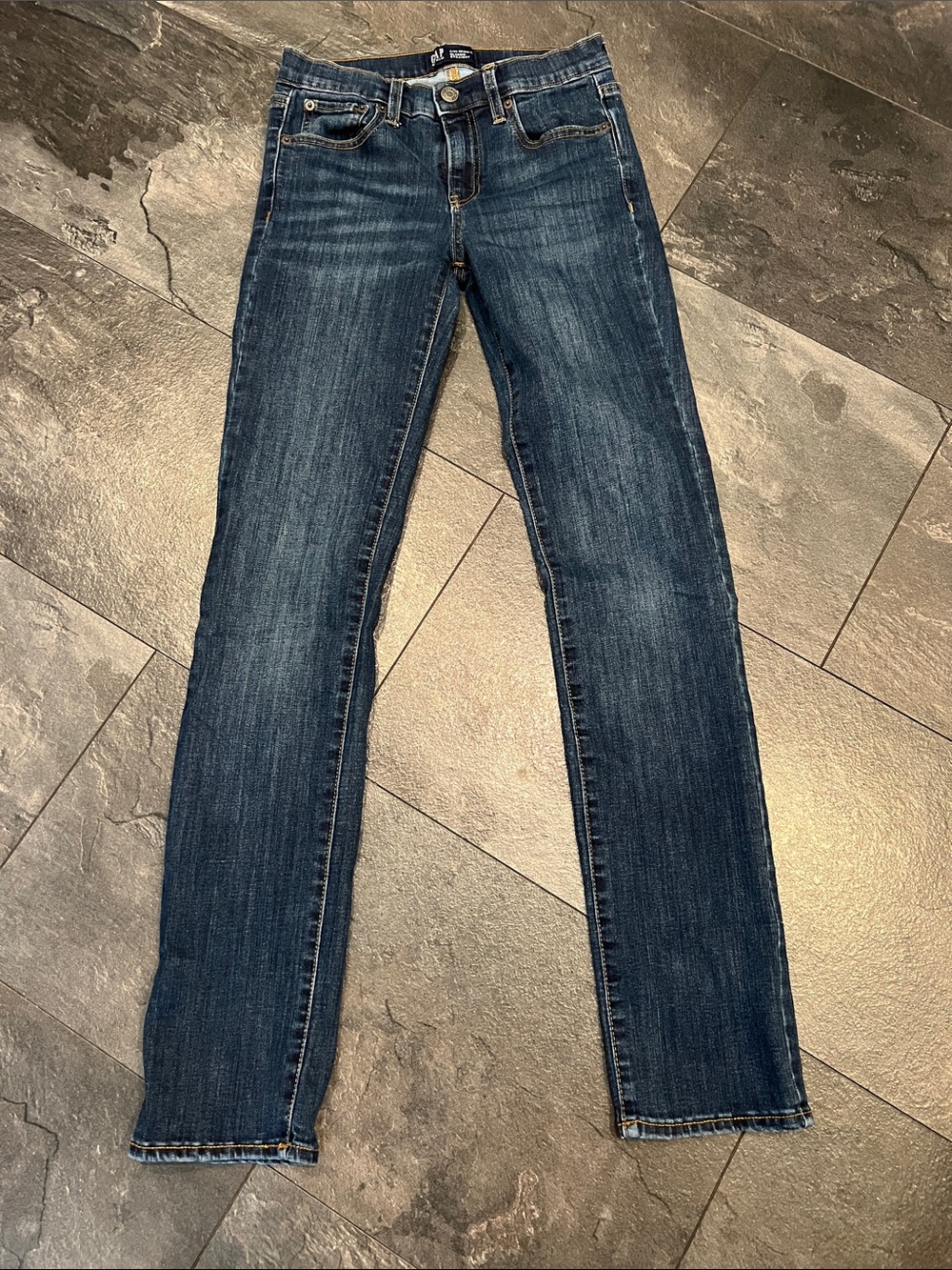 Gap classic Straight Jeans
